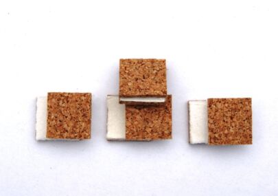 Korková dištančná vložka s penou 30x30x3mm + 2 mm